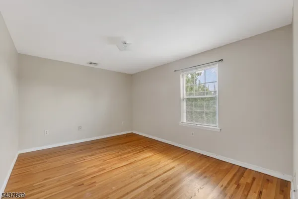 $2,500 | 244 Clark Place, Unit 2, Elizabeth Port, NJ 07206