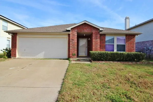 $2,395 | 2936 Santa Sabina Drive, Grand Prairie, TX 75052