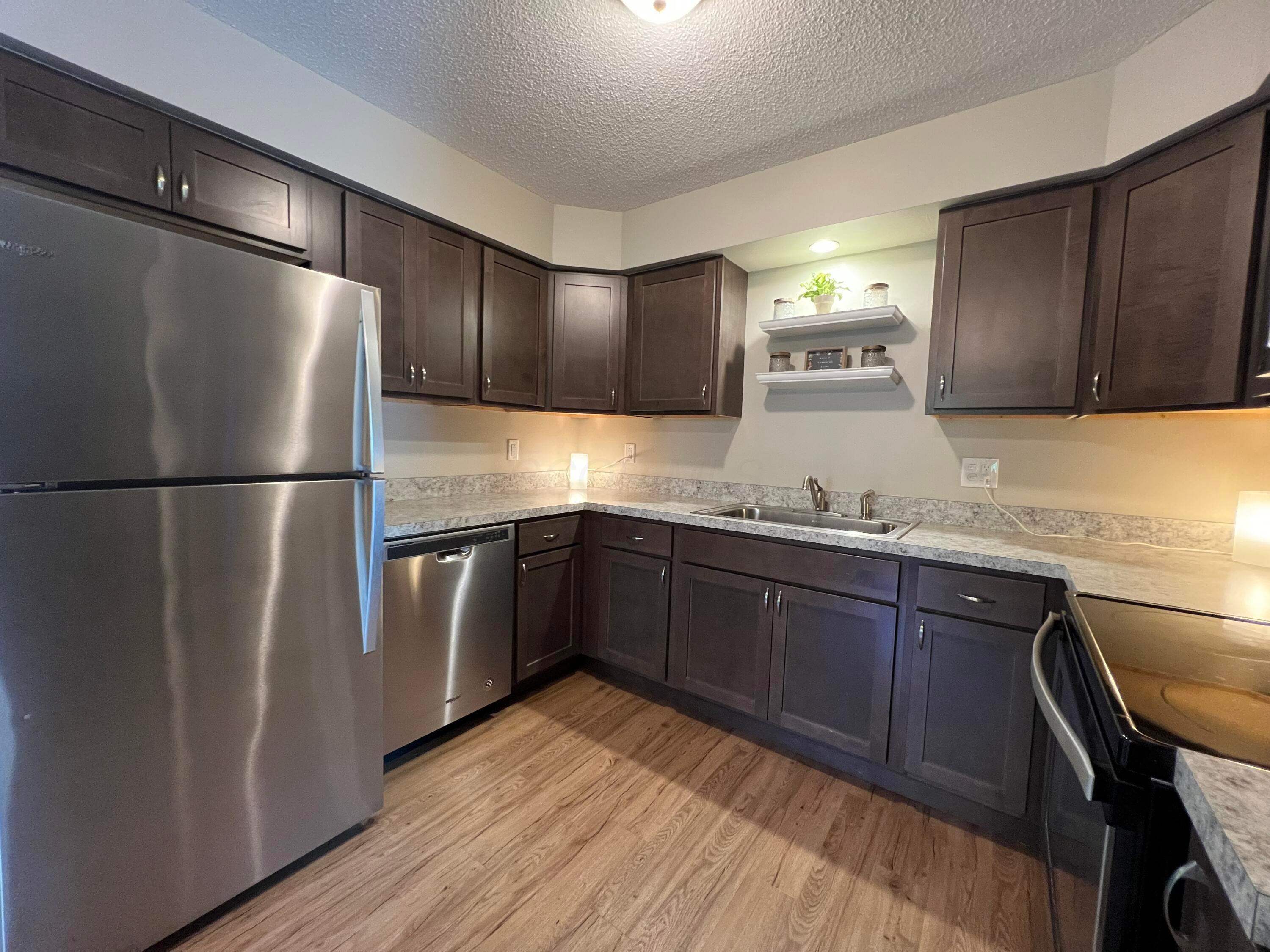 2541 Maybury Road Columbus, OH 43232 - Photo 6 of 35