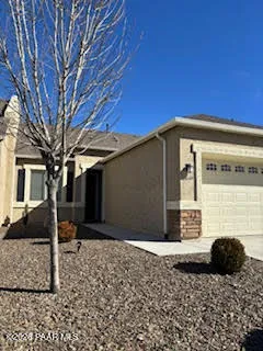 $2,295 | 5649 North Teaberry Lane, Unit 11, Prescott Valley, AZ 86314