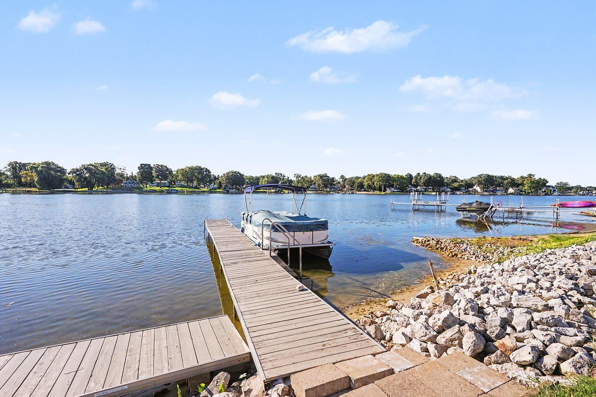 15768 North Prospect Point Drive, Unit 13 Spring Lake, MI 49456 - Photo 4 of 41 026_file_8003