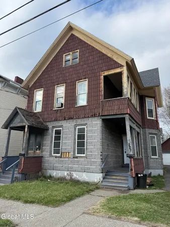 $199,900 | 225-227 Grand Street, Amsterdam, NY 12010