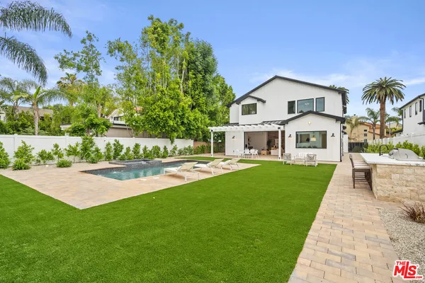 $24,995 | 4475 Mammoth Avenue, Sherman Oaks, CA 91423