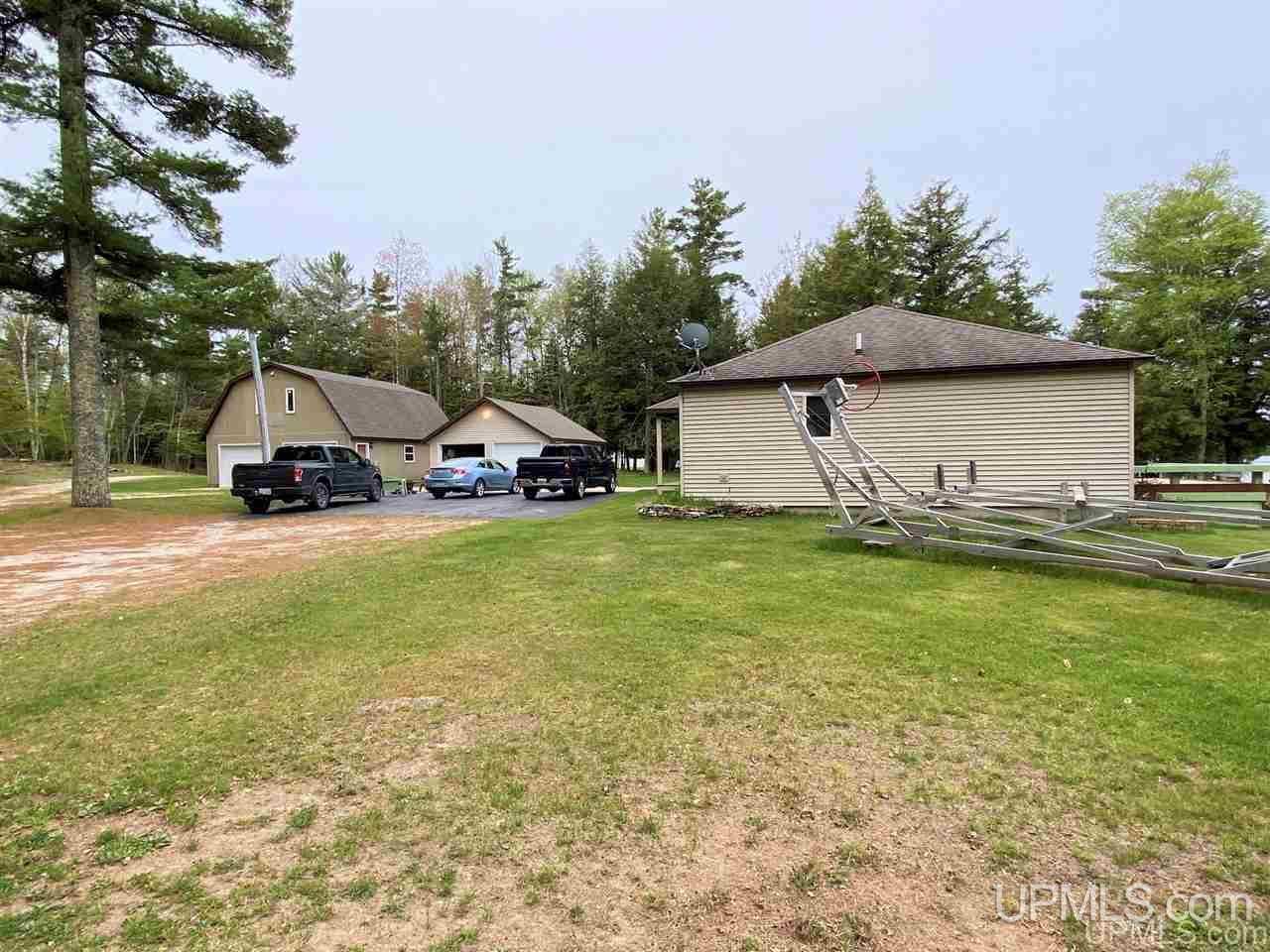507 N Township Park Road Gulliver, MI 49840 - Photo 39 of 44
