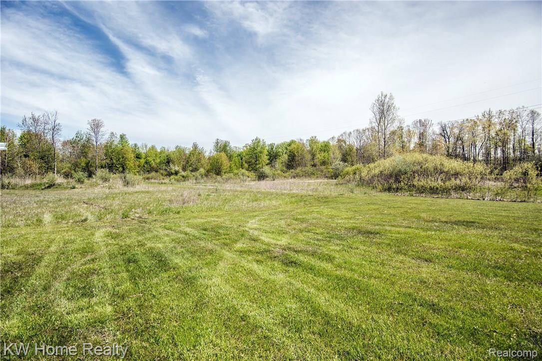 58184 Place Road New Haven, MI 48048 - Photo 36 of 38 58184Place_87.jpg
