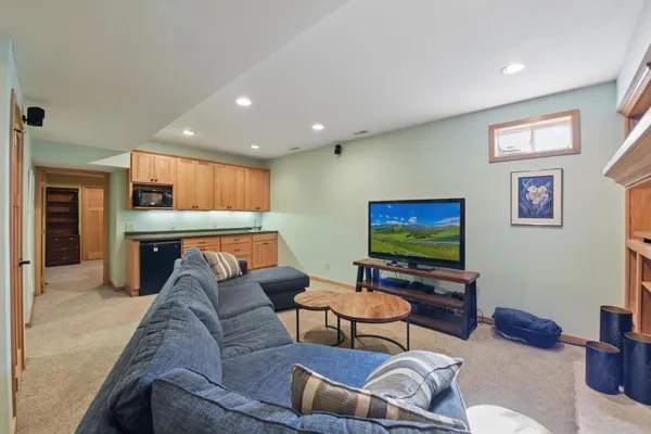 $449,900 | 532 Woodland Lane, New Richmond, WI 54017