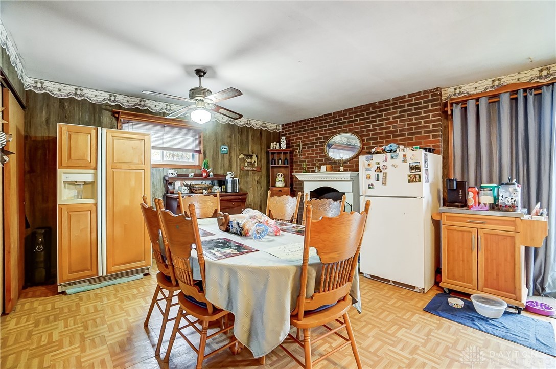 6883 Singer Road Dayton, OH 45424 - Photo 10 of 41 Gallery Image 10