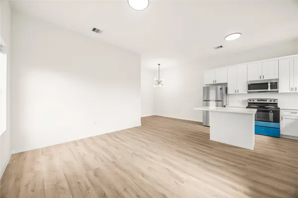 $1,725 | 9709 Pelsey Street, Unit B, Houston, TX 77029