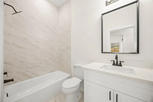 $1,725 | 9709 Pelsey Street, Unit B, Houston, TX 77029