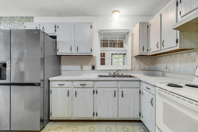 $276,000 | 208 Mary Scott Drive, Goose Creek, SC 29445