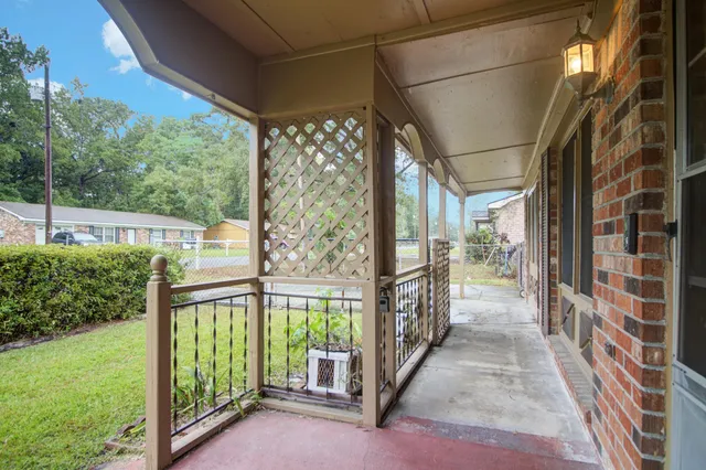 $276,000 | 208 Mary Scott Drive, Goose Creek, SC 29445