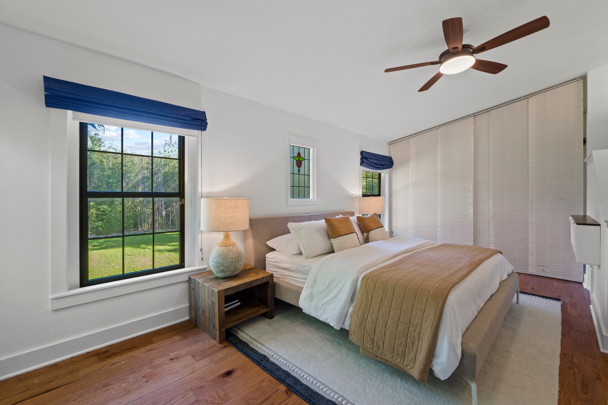 4802 Rowena Avenue Austin, TX 78751 - Photo 15 of 37 Primary bedroom.