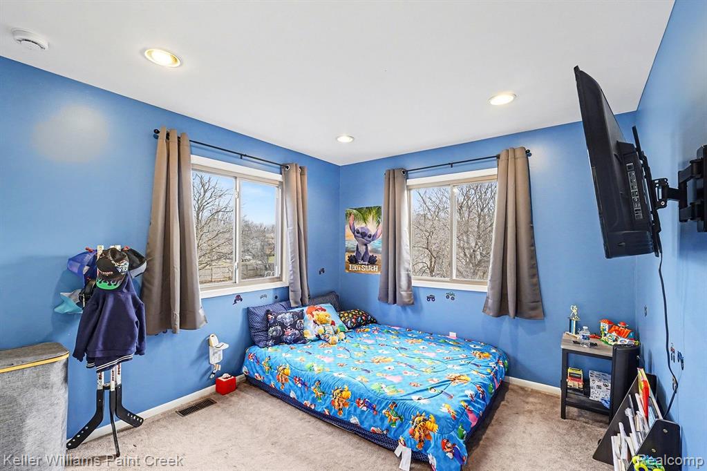 5446 Old Franklin Road Grand Blanc, MI 48439 - Photo 19 of 33