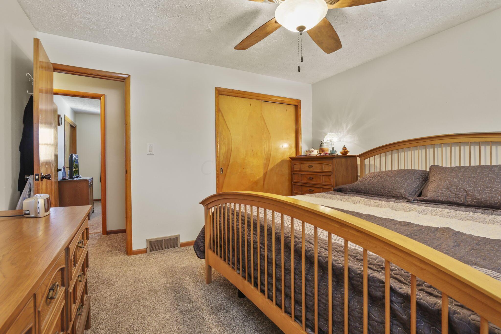 509 Spring Street Lancaster, OH 43130 - Photo 14 of 37 28-web-or-mls-011A6930