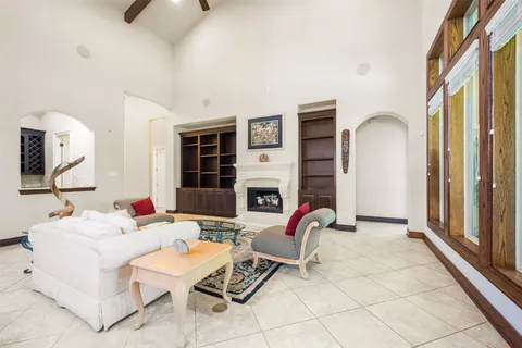 $855,000 | 109 Evergreen Oak Drive, Conroe, TX 77384