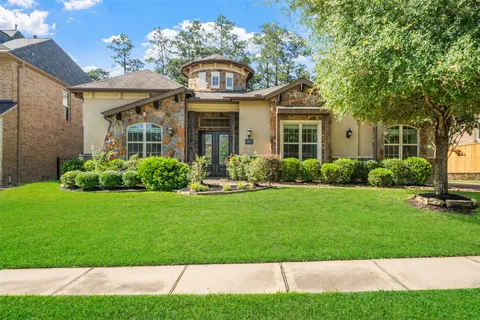 $855,000 | 109 Evergreen Oak Drive, Conroe, TX 77384