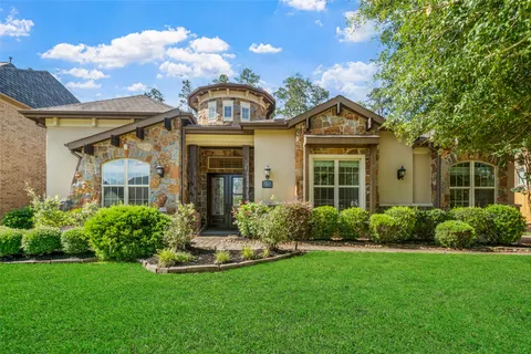 $855,000 | 109 Evergreen Oak Drive, Conroe, TX 77384