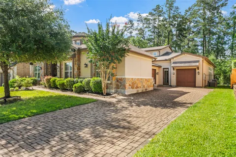 $855,000 | 109 Evergreen Oak Drive, Conroe, TX 77384