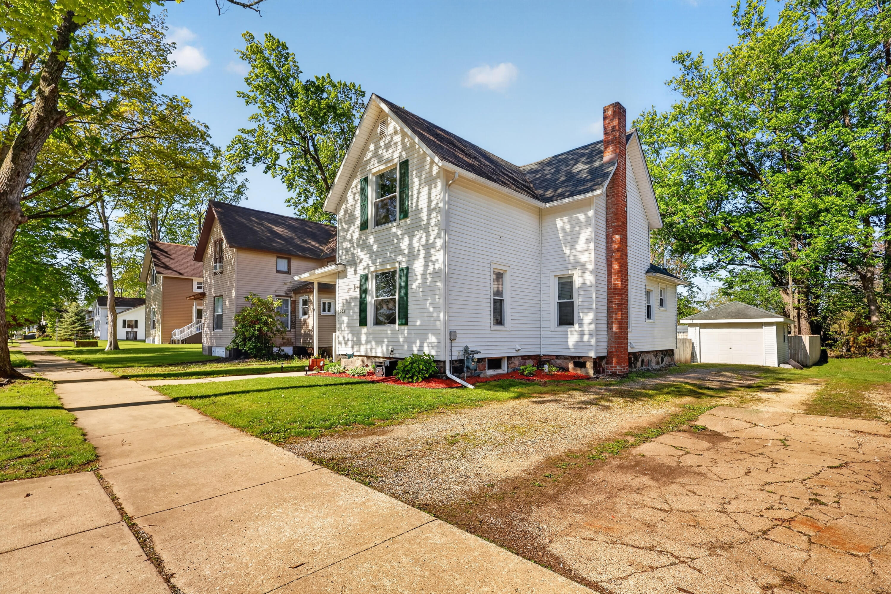 508 Maple Street Three Rivers, MI 49093 - Photo 3 of 42 04-508-Maple-St-Three-Rivers-MI-49093-Wi