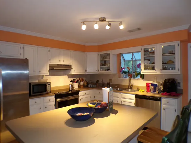 $380,000 | 240 Sturgeon Drive, Tallahassee, FL 32312