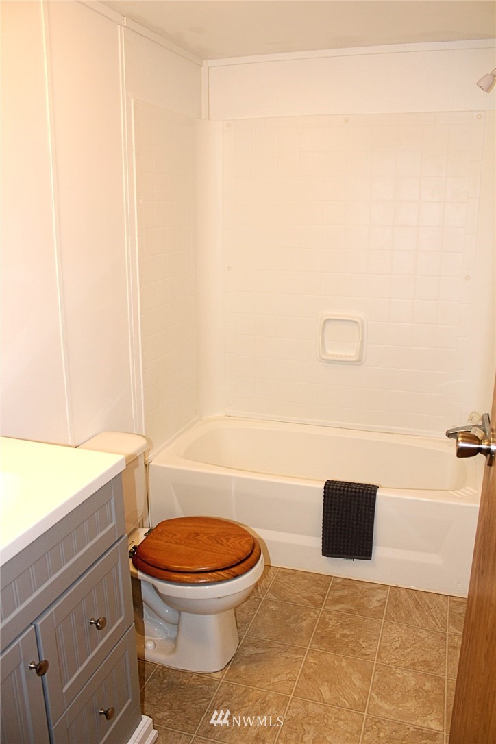 420 Proffitt Road Centralia, WA 98531 - Photo 17 of 20 Gallery Image 17