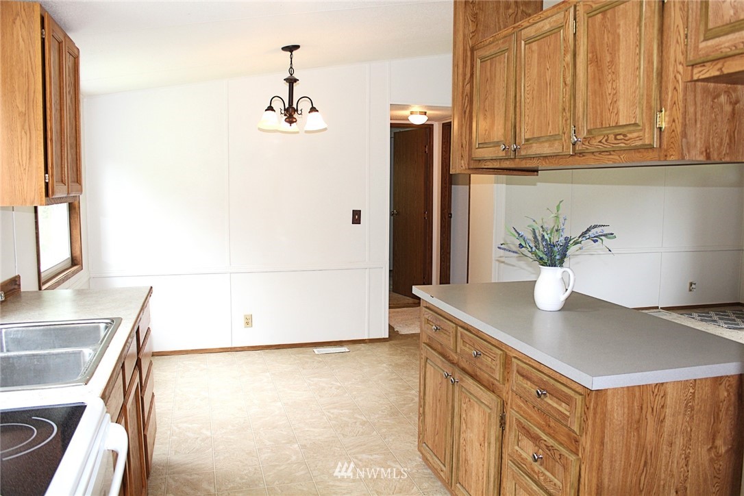 420 Proffitt Road Centralia, WA 98531 - Photo 10 of 20 Gallery Image 10