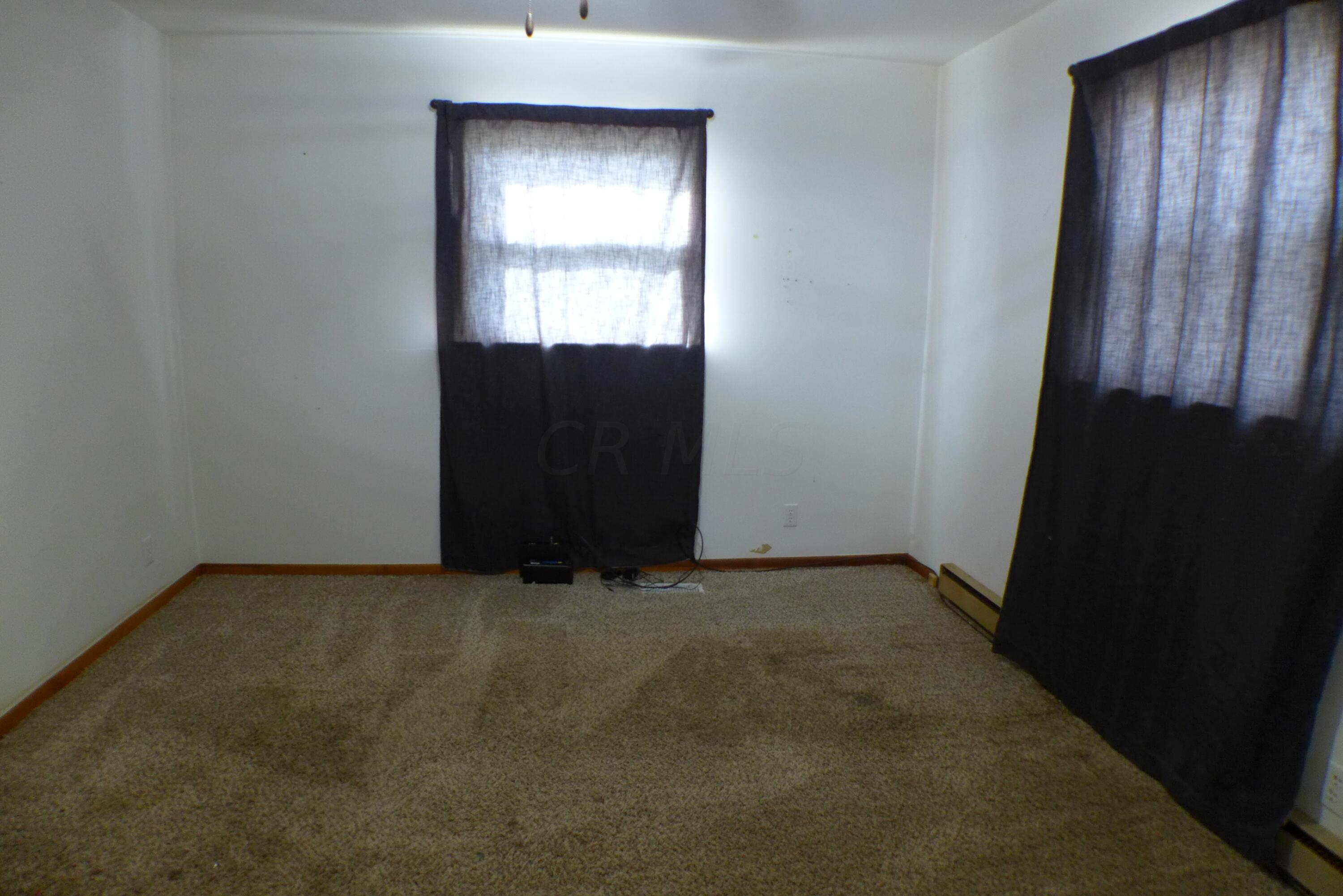 11128 Voris Road Logan, OH 43138 - Photo 10 of 24 P1140014