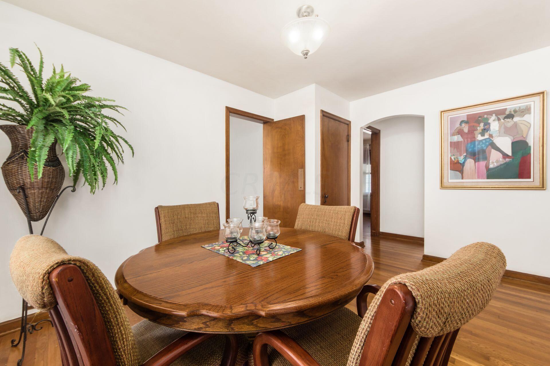3291 Parkside Road Columbus, OH 43204 - Photo 12 of 35 Dining Room