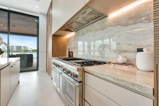 $15,999,000 | 19696 Harbor Road North, Jupiter, FL 33469