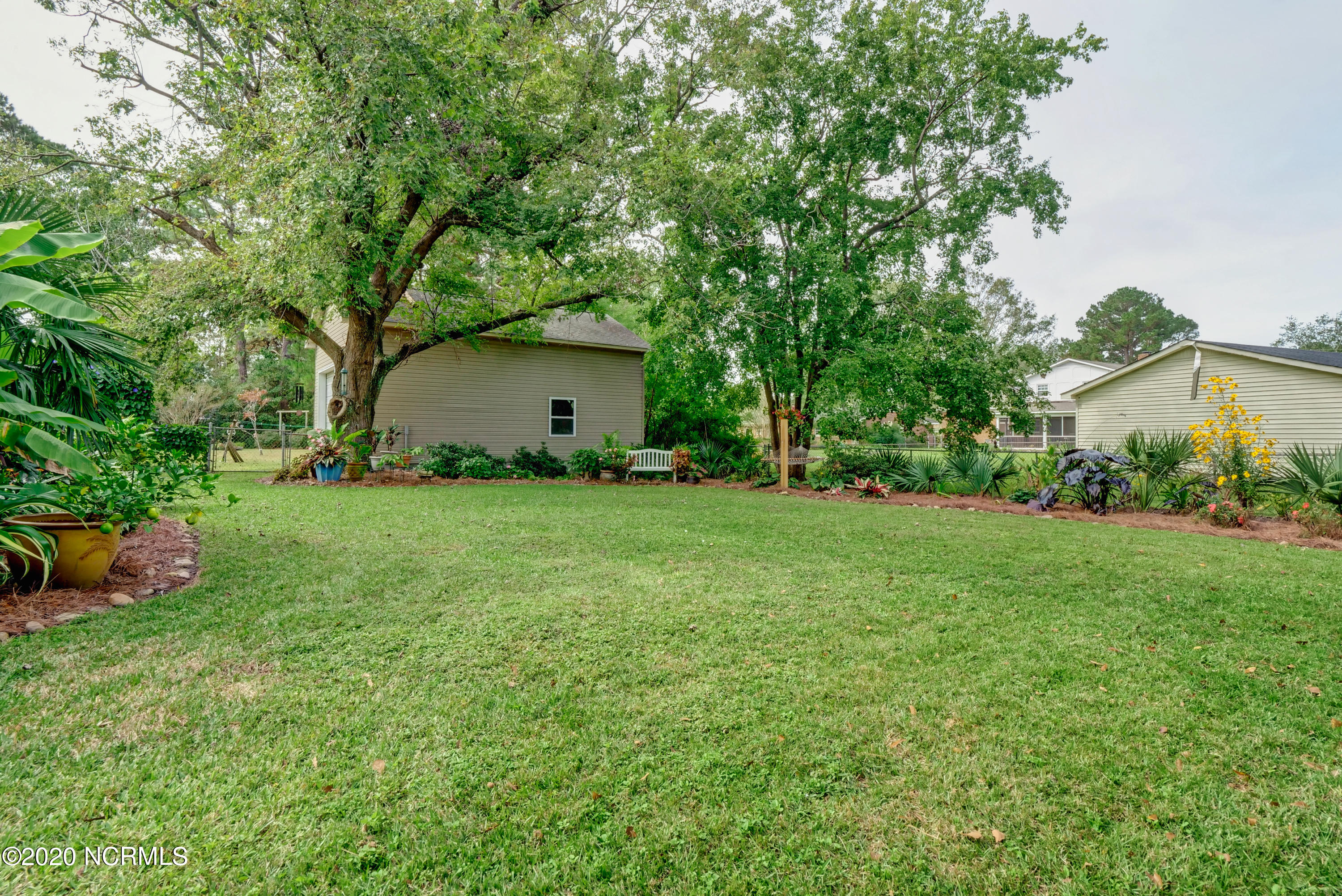 520 Barksdale Road Wilmington, NC 28409 - Photo 3 of 36 P5000802_3_4_5_6_7_8