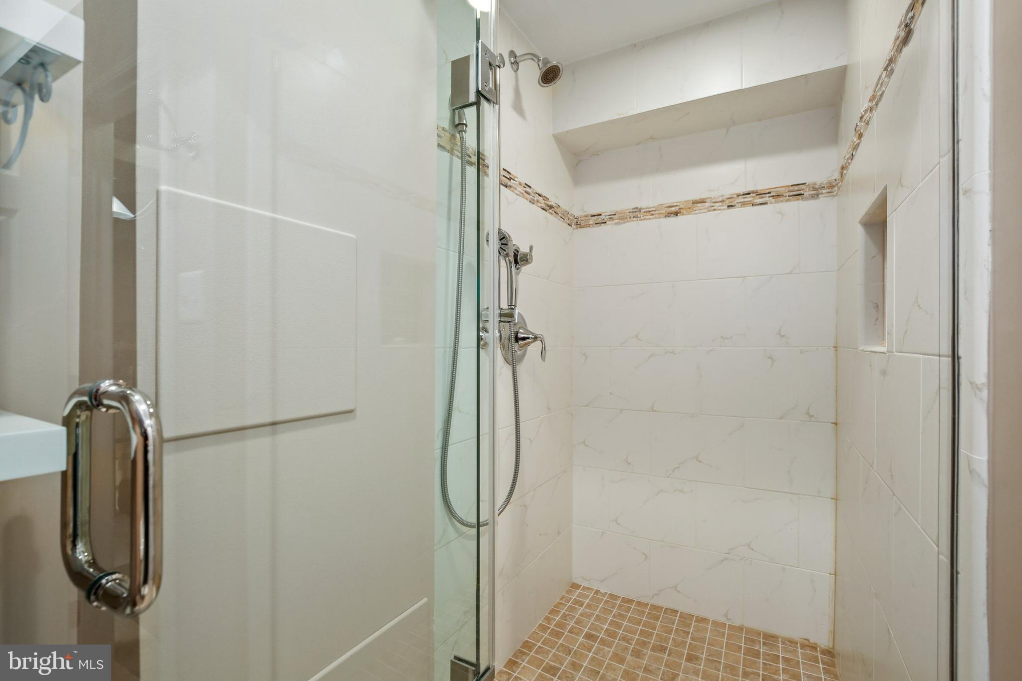 5010 Rugby Avenue Bethesda, MD 20814 - Photo 34 of 71 Gallery Image 34