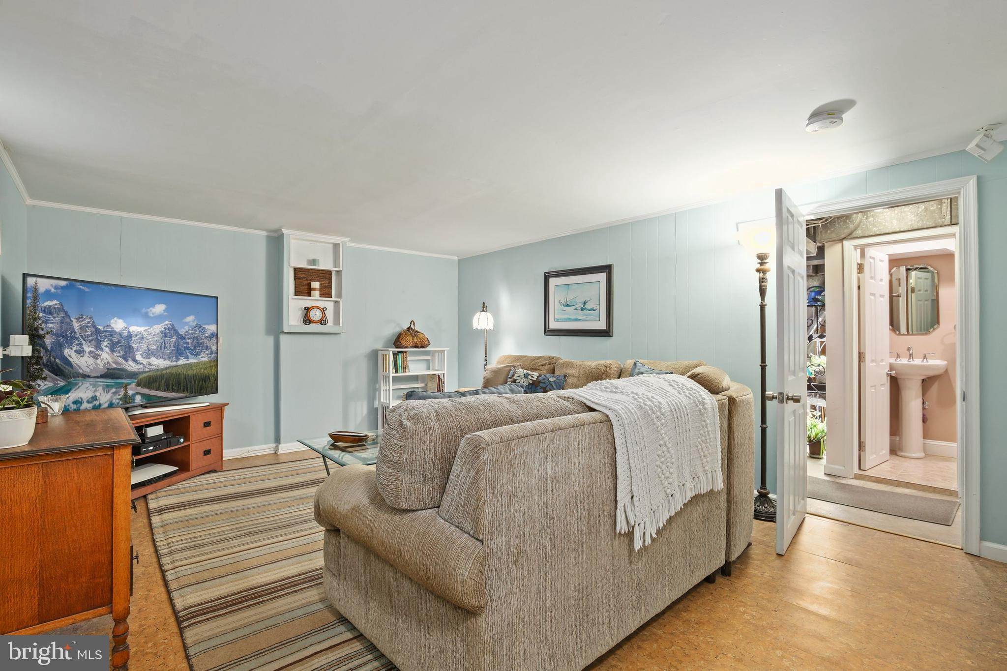 5010 Rugby Avenue Bethesda, MD 20814 - Photo 42 of 71 Gallery Image 42