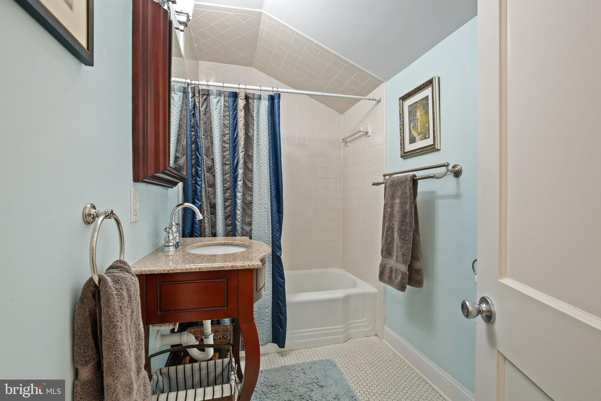 5010 Rugby Avenue Bethesda, MD 20814 - Photo 51 of 71 Gallery Image 51