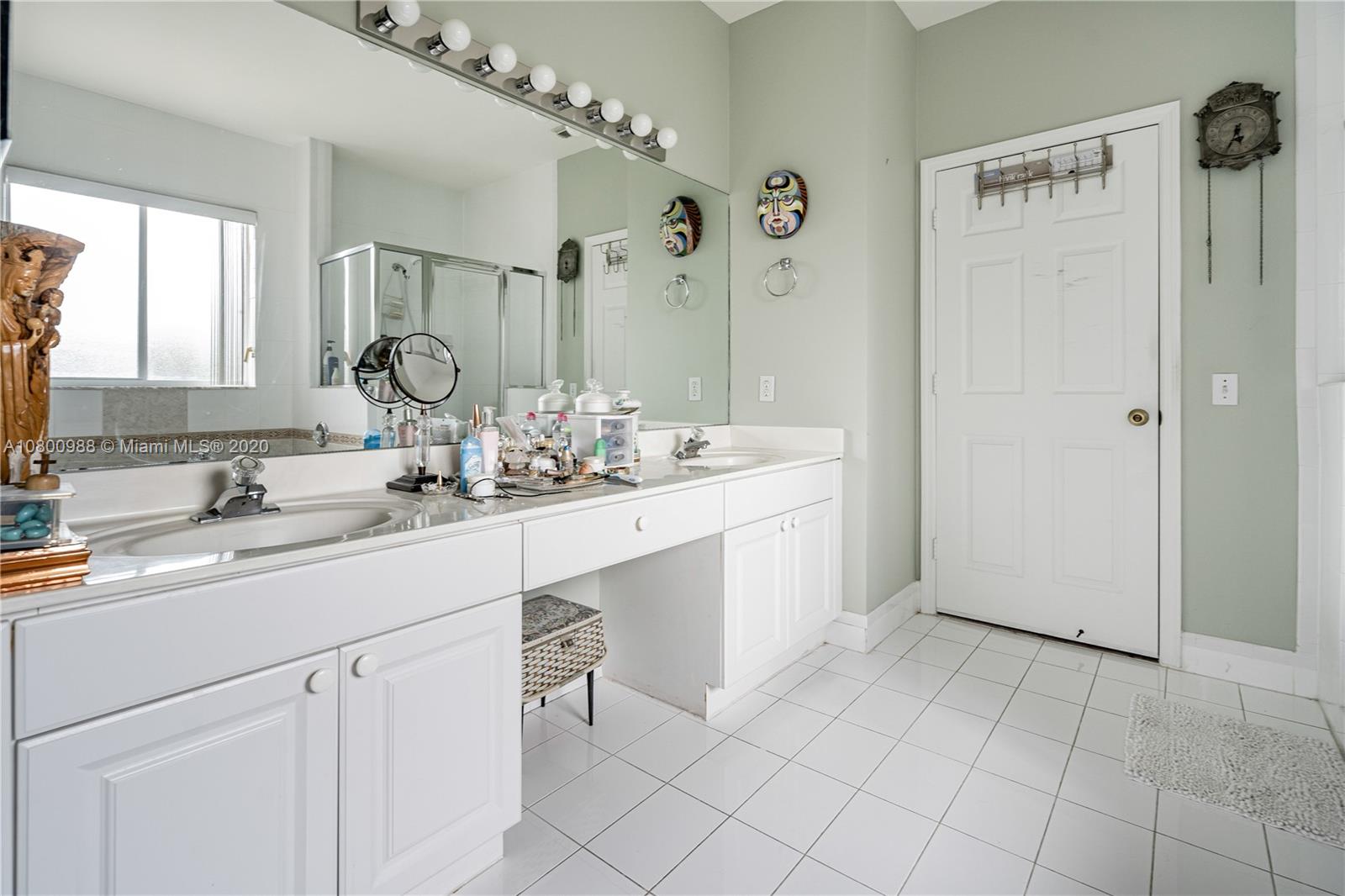 Three Lakes Miami, FL 33186 - Photo 25 of 44