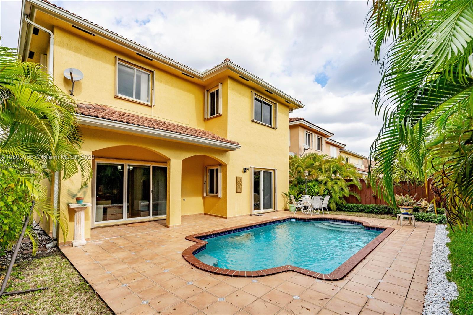 Three Lakes Miami, FL 33186 - Photo 31 of 44