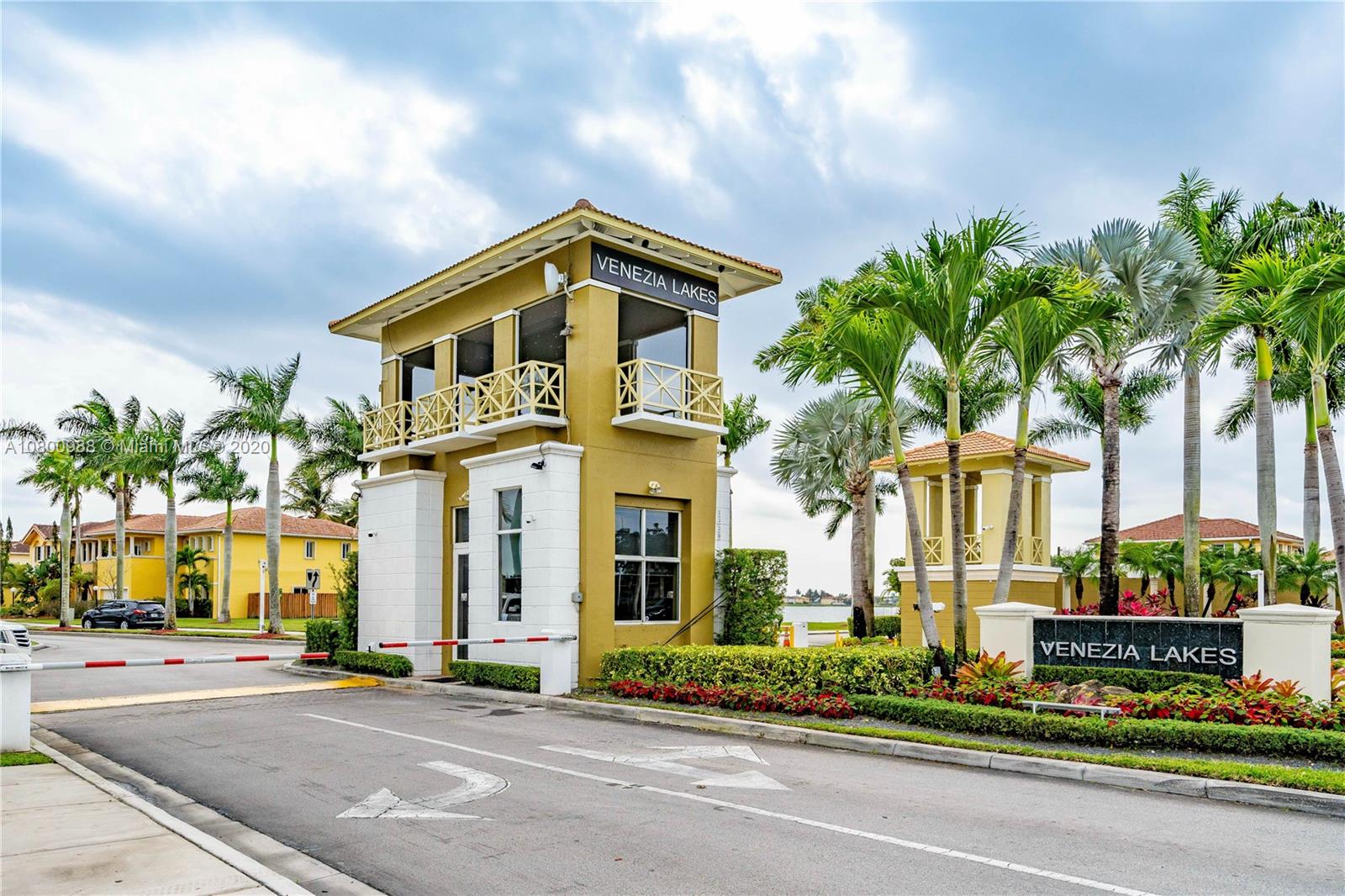 Three Lakes Miami, FL 33186 - Photo 39 of 44