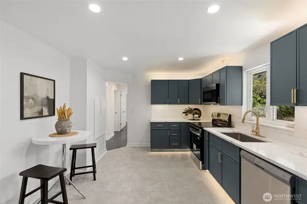 $435,000 | 3518 Petersville Road Northeast, Bremerton, WA 98310