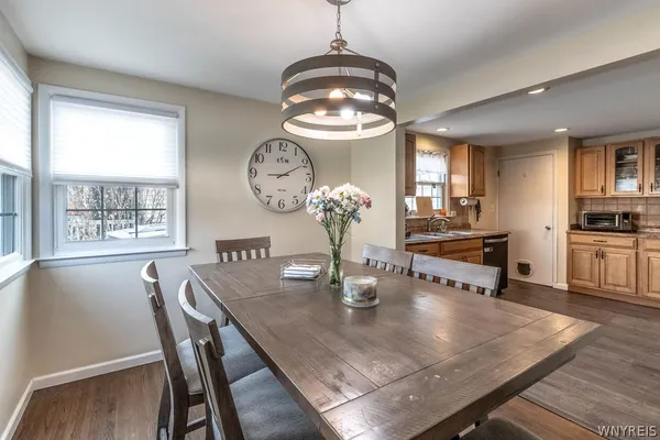 $325,000 | 36 Dexter Street, Tonawanda, NY 14150