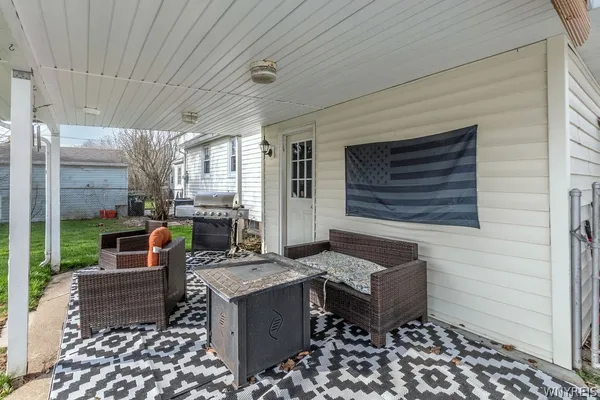 $325,000 | 36 Dexter Street, Tonawanda, NY 14150