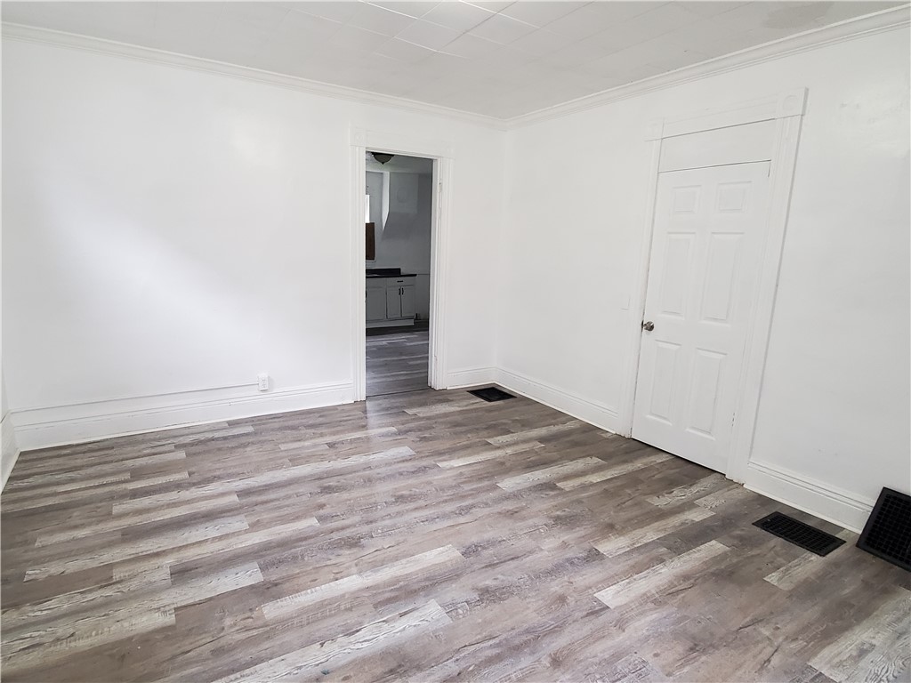 23 Wolff Street Rochester, NY 14606 - Photo 2 of 20