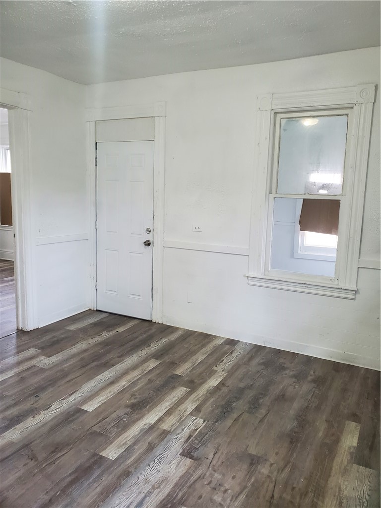 23 Wolff Street Rochester, NY 14606 - Photo 4 of 20