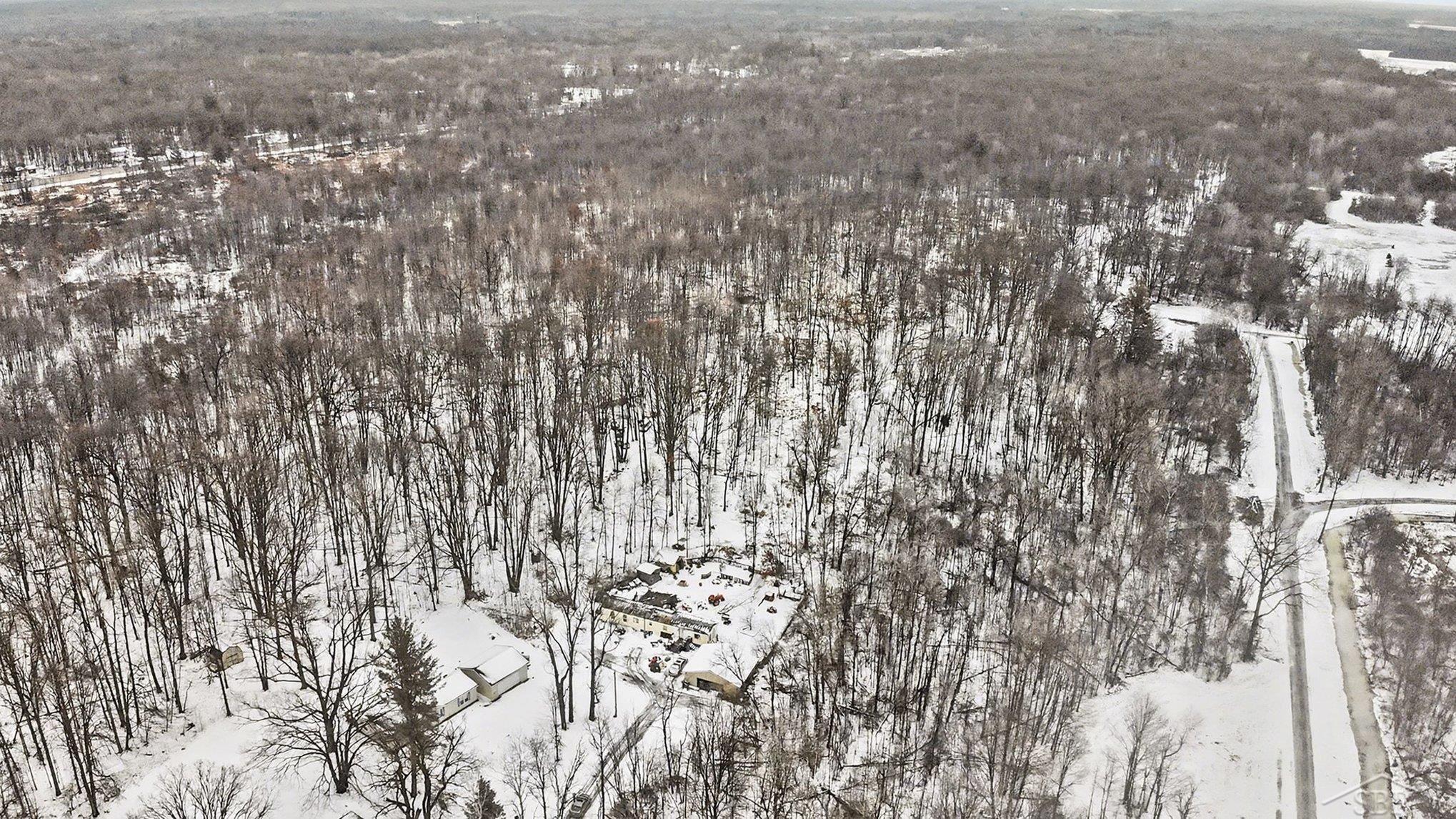 189 South 7 Mile Road Midland, MI 48640 - Photo 5 of 9