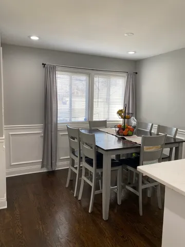 $375,000 | 10008 South Kolin Avenue, Oak Lawn, IL 60453