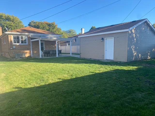 $375,000 | 10008 South Kolin Avenue, Oak Lawn, IL 60453