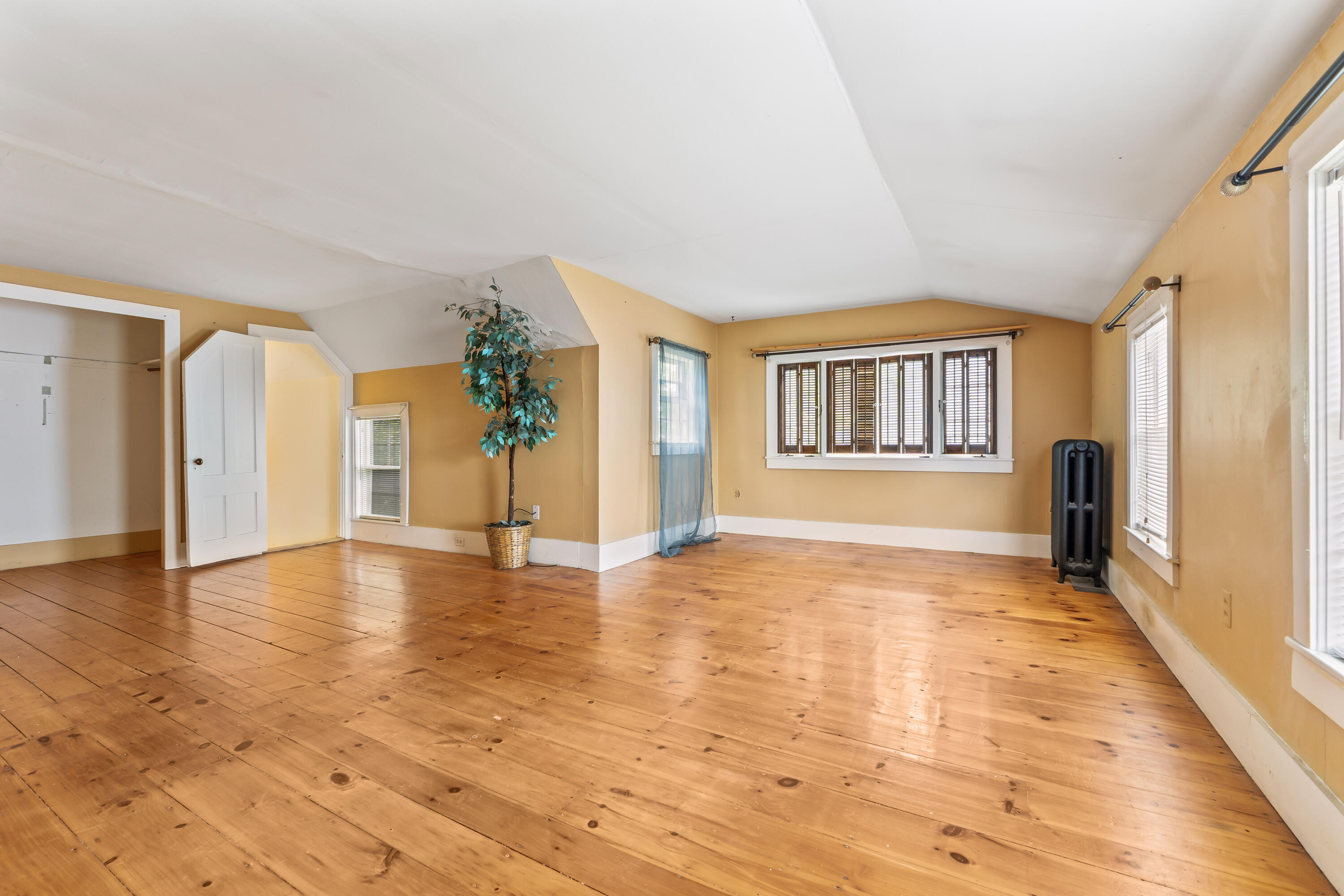 62 Warren Street Rockland, ME 04841 - Photo 44 of 70 62 Warren St_0140