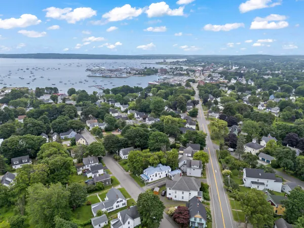 $349,500 | 62 Warren Street, Rockland, ME 04841