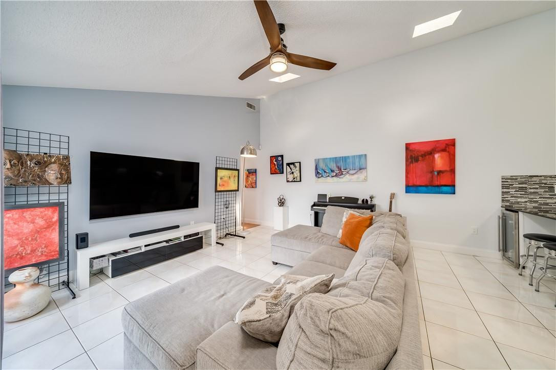 9879 Boca Gardens Trail, Unit B Boca Raton, FL 33496 - Photo 14 of 40 Photo 14