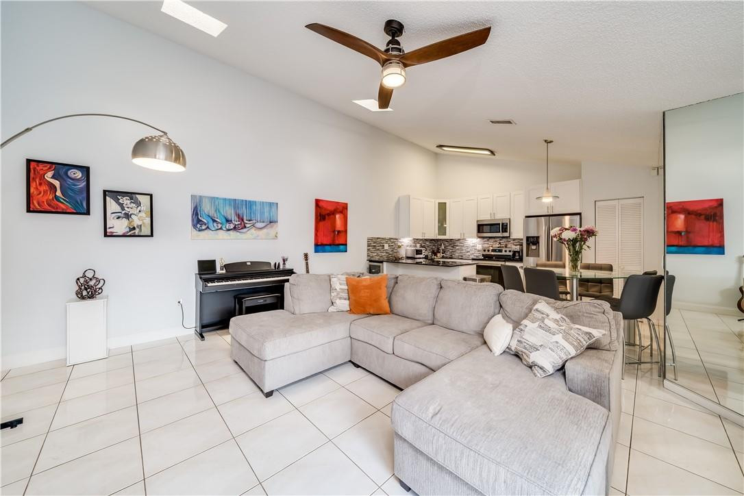 9879 Boca Gardens Trail, Unit B Boca Raton, FL 33496 - Photo 16 of 40 Photo 16