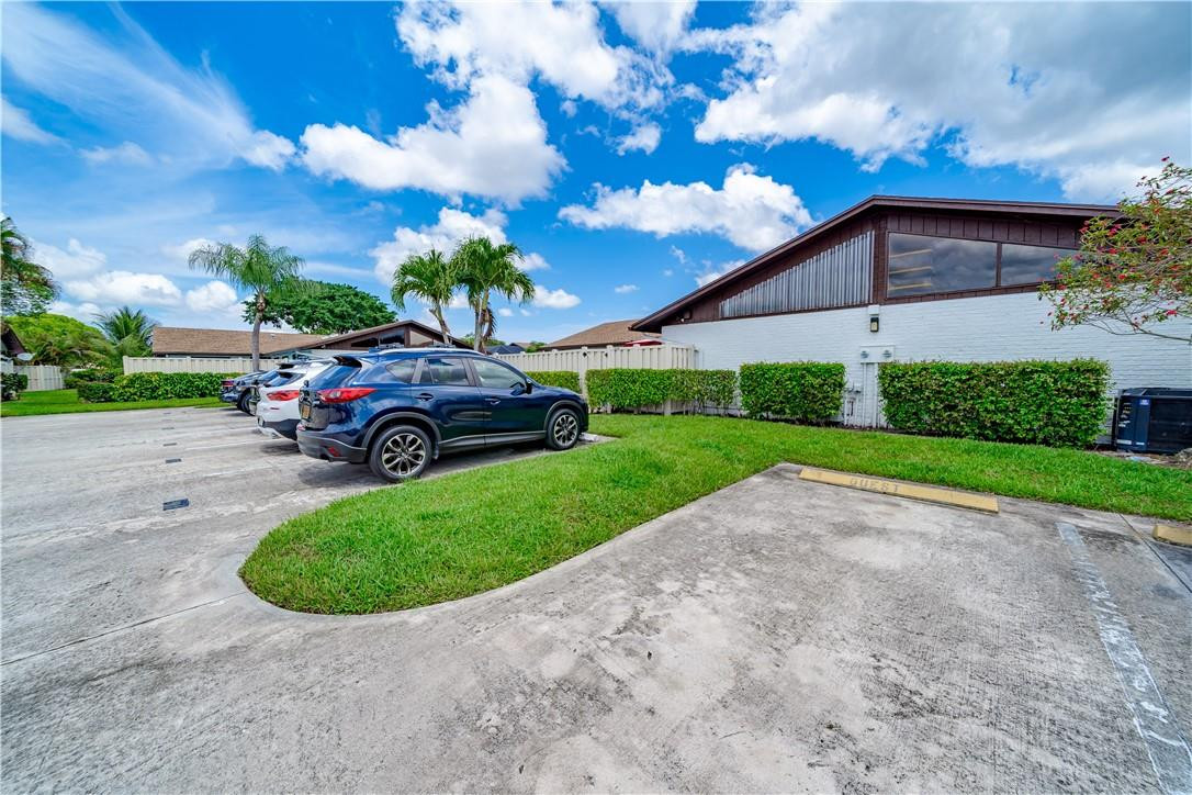 9879 Boca Gardens Trail, Unit B Boca Raton, FL 33496 - Photo 4 of 40 Photo 4