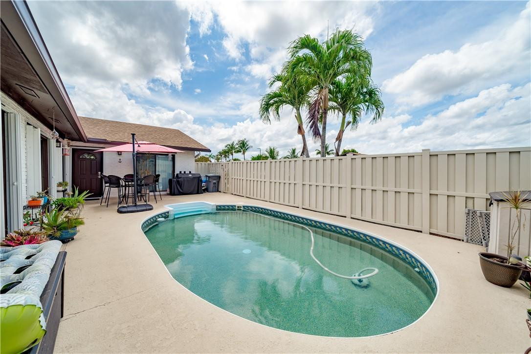 9879 Boca Gardens Trail, Unit B Boca Raton, FL 33496 - Photo 9 of 40 Photo 9